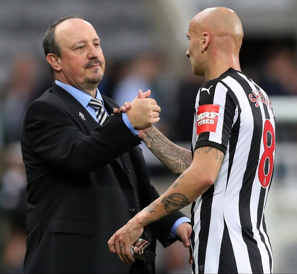 Jonjo Shelvey can play on despite breaking his finger in training