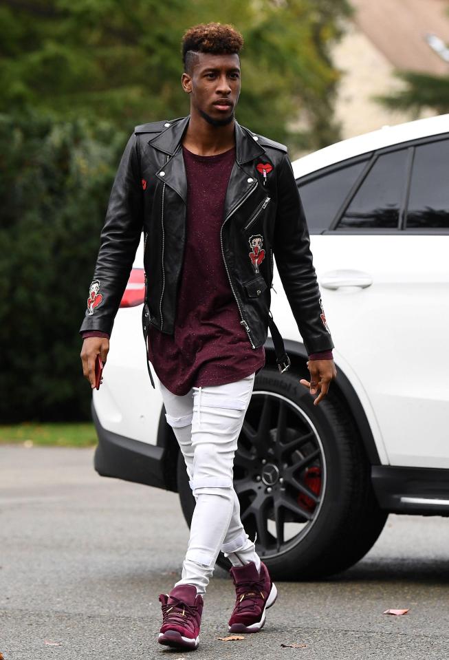  Kingsley Coman was brave to wear white trousers