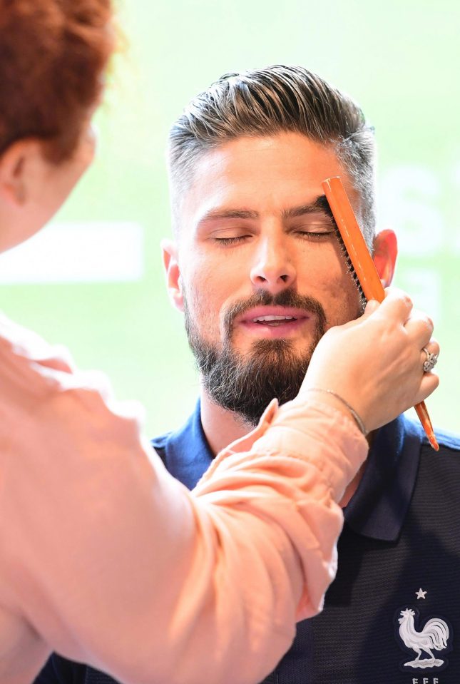  Looking so well-groomed takes time and effort, Giroud was preened before he faced the press