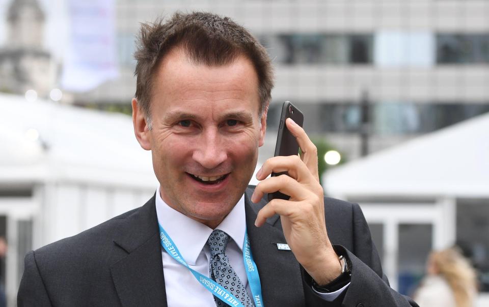  Jeremy Hunt is one of the ministers who has switched from Remain to Leave