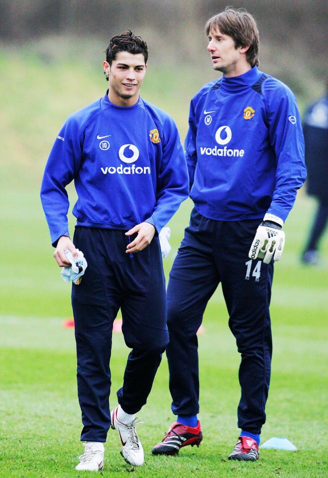  Edwin van der Sar and Cristiano Ronaldo spent four years at United together