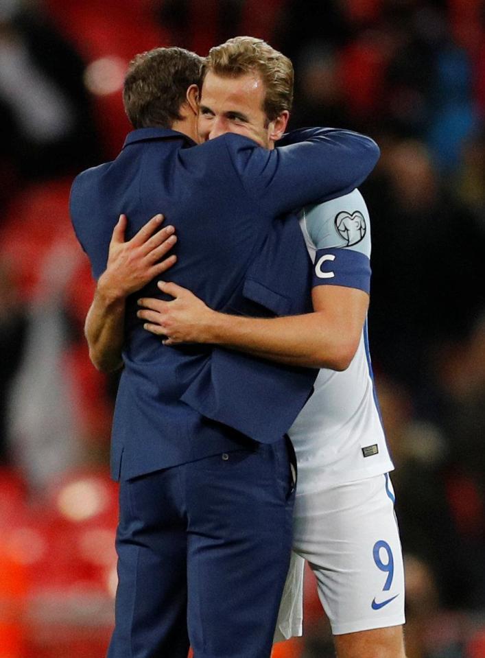 Kane and boss Southgate embrace after booking Englands place at Russia 2018