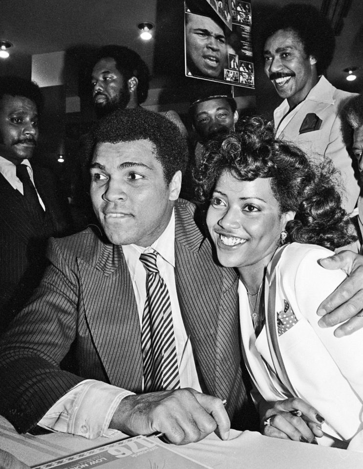 Muhammad Ali and Veronica Porsche at an album signing at Sam Goody Record Store in New York City in May 1977