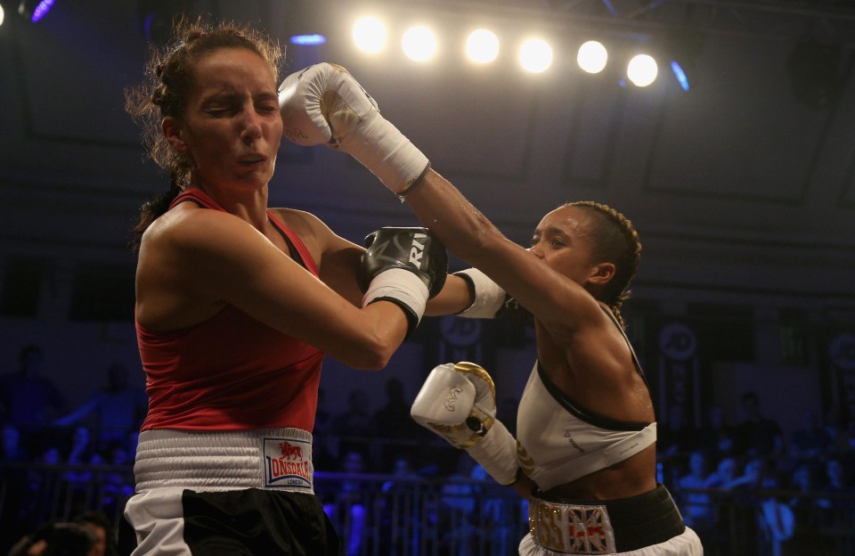 Natasha Jonas cruised to an easy third round knockout in her third outing as a professional