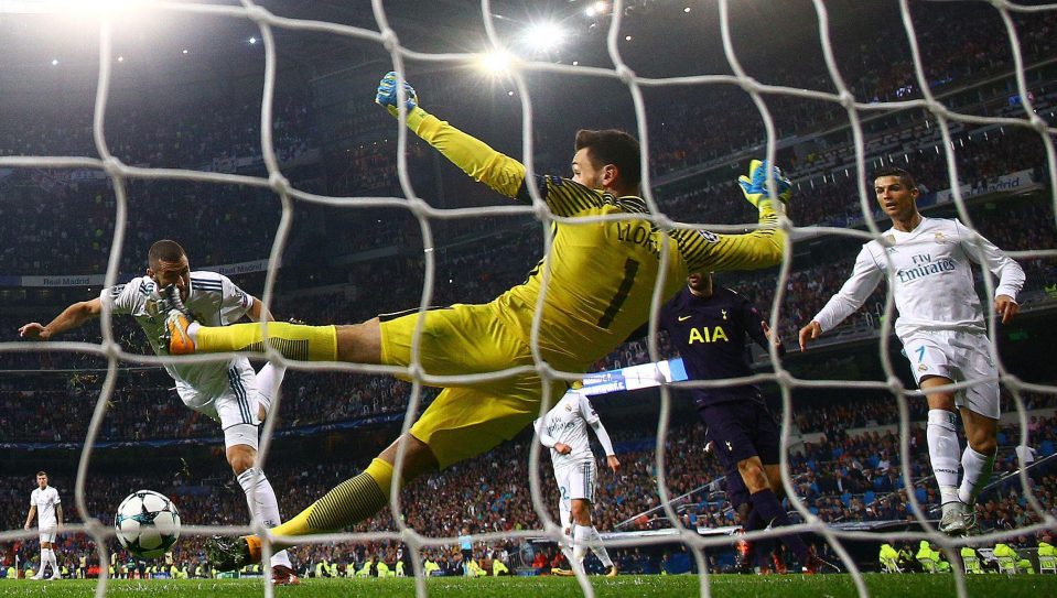  Hugo Lloris pulled off an absolutely stunning save to keep Tottenham in the game at the Bernabeu