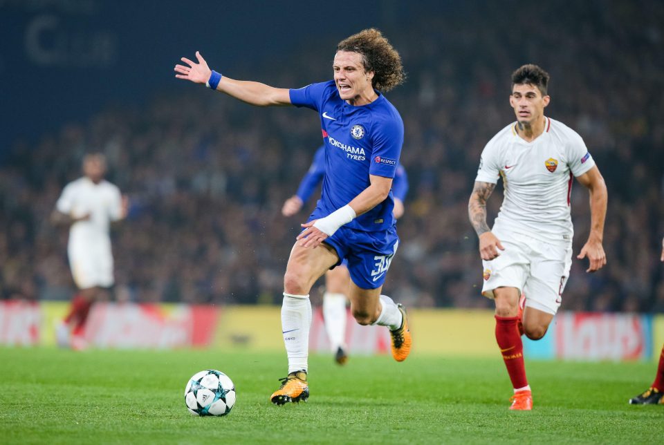 David Luis took NGolo Kantes place as Chelsea struggled