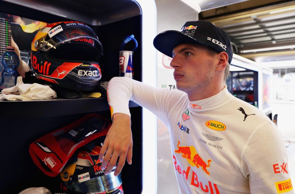  Verstappen admits it was an easy decision to stick with Red Bull