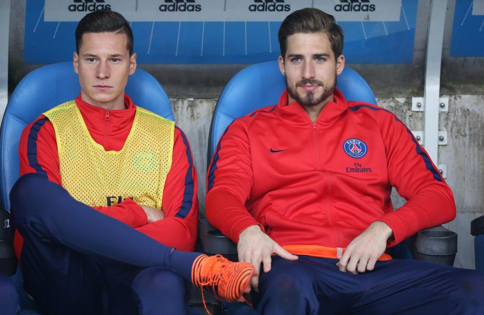  Draxler, with keeper Kevin Trapp, was left on the bench against Marseille