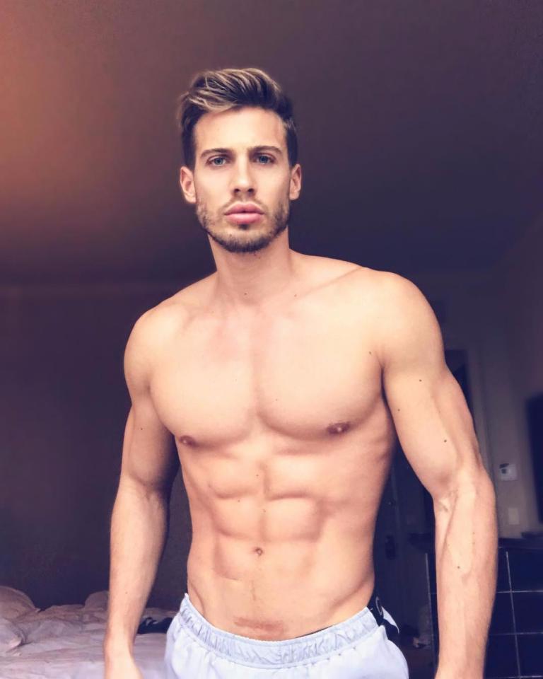  Matt Law is a 29-year-old underwear and swimwear model who is based in Los Angeles