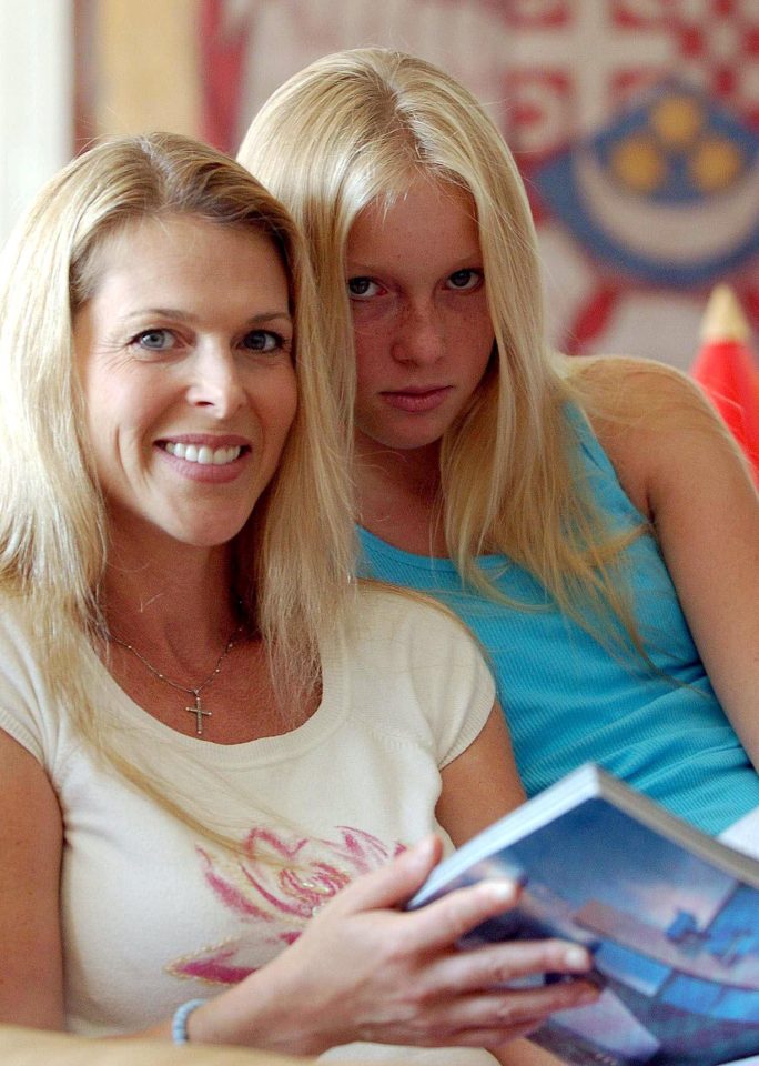  Catherine pictured with her daughter India in 2004