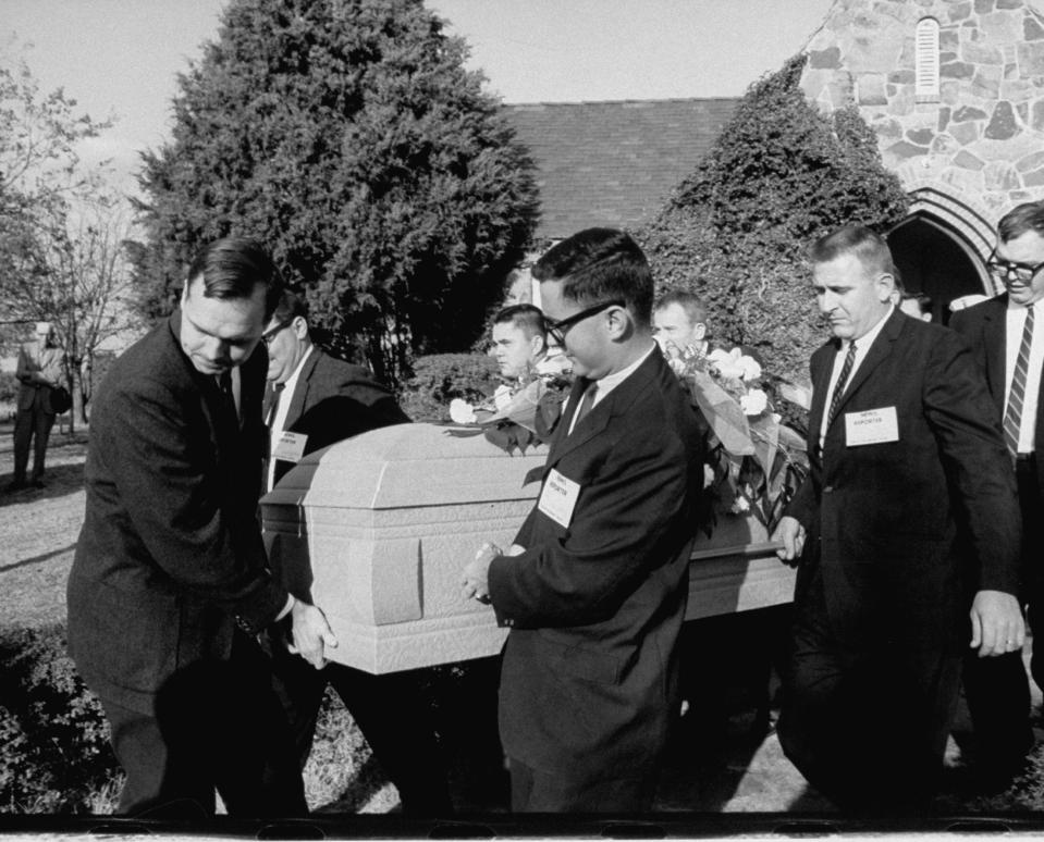 Reporters had to be drafted in to be pall bearers at the funeral of Lee Harvey Oswald who had protested his innocence 