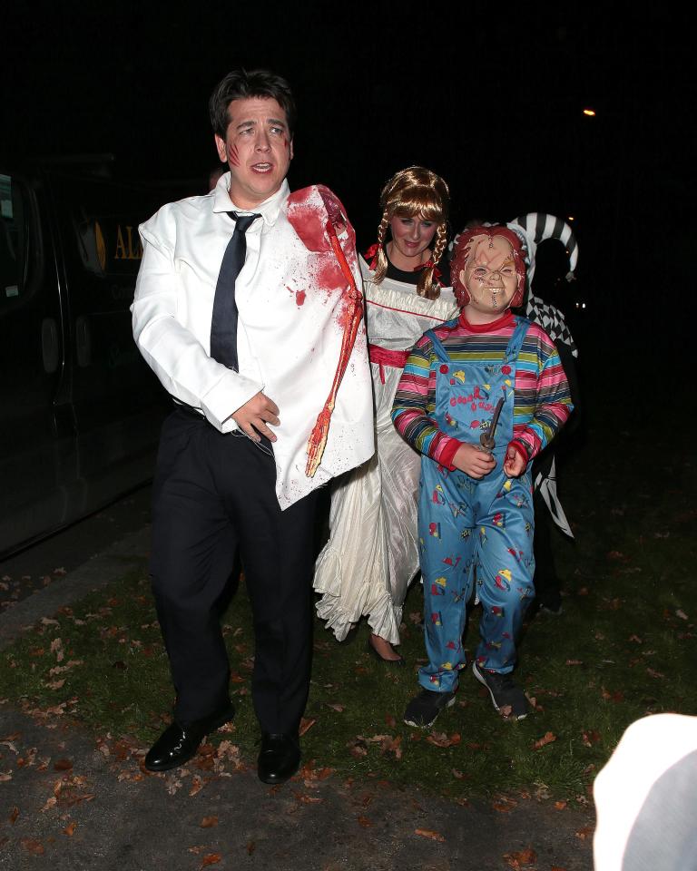 Michael McIntyre arrived with his family to Jonathan Ross's Halloween party