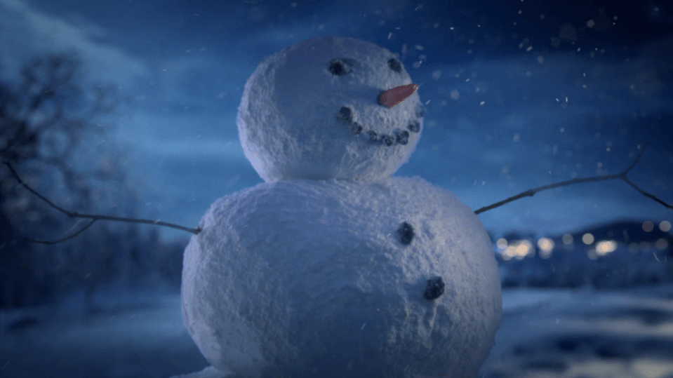  Aldi's Christmas ad starts off where last year's left off, as Kevin is shaken from a snowman by a passing train