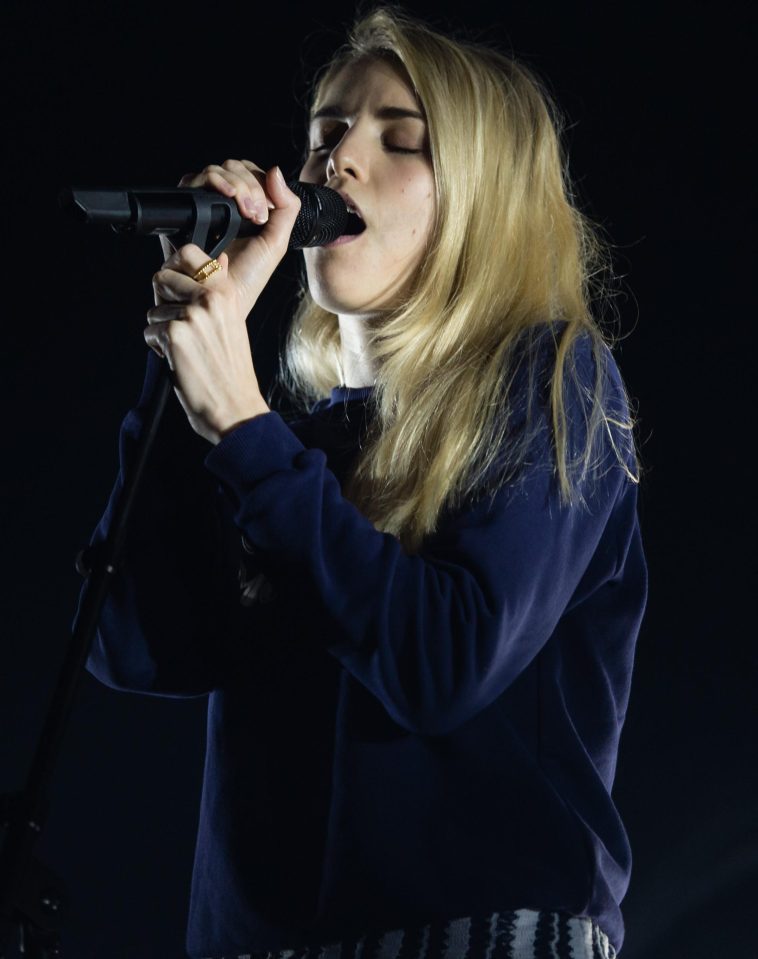  She sings with the band London Grammar