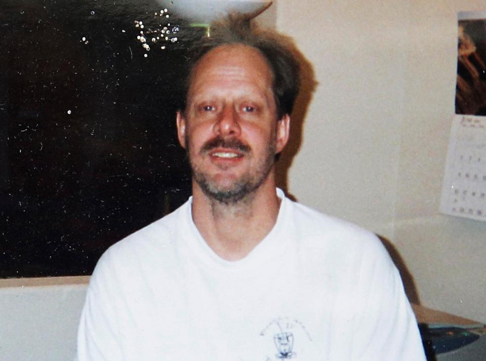  Las Vegas shooter Stephen Paddock also used AR-15's during his deadly spree