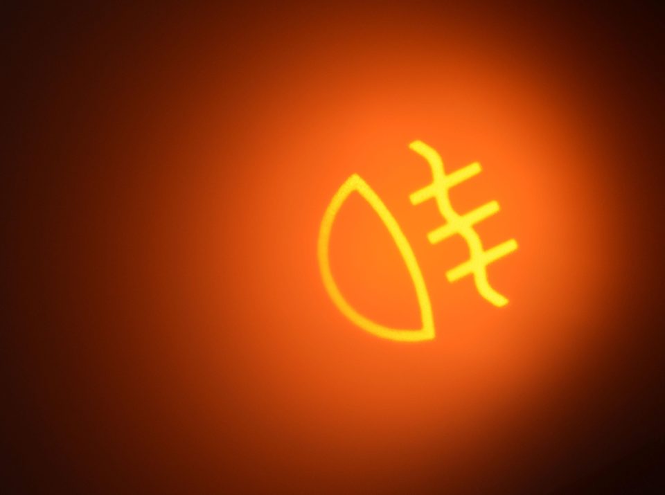  This is what the fog light symbol looks like