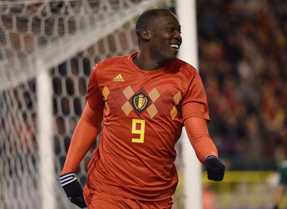  Romelu Lukaku celebrates his fluky goal before netting again 15 minutes later