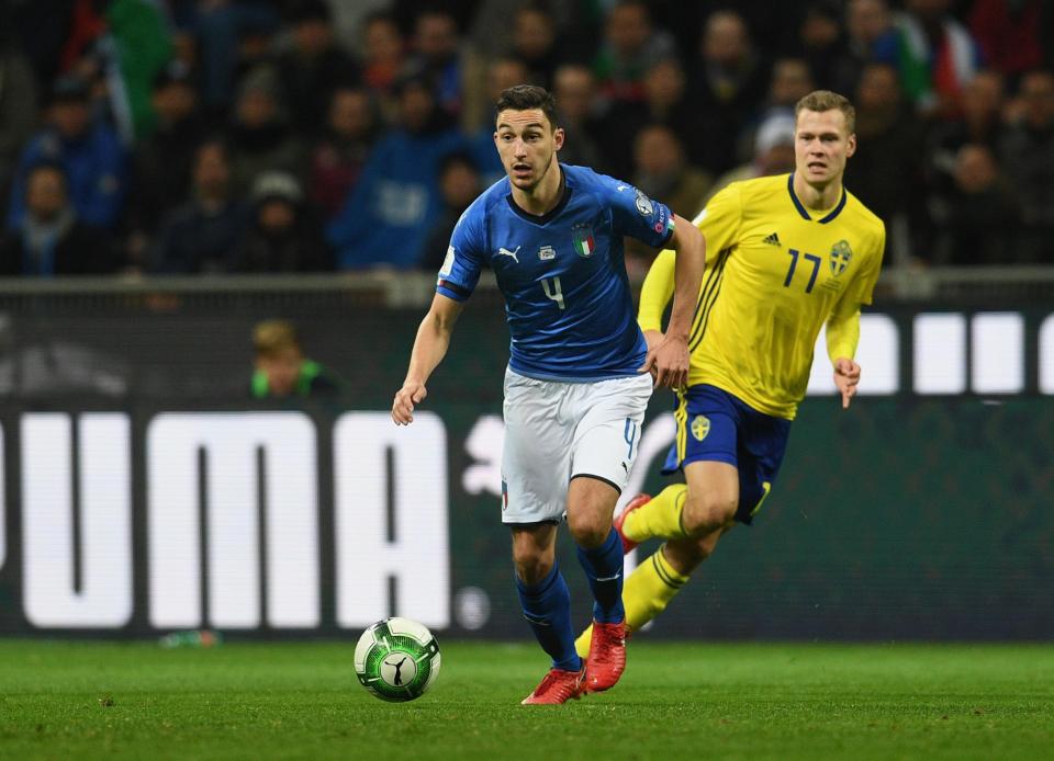  Matteo Darmian emerged with credit from Italy's World Cup debacle