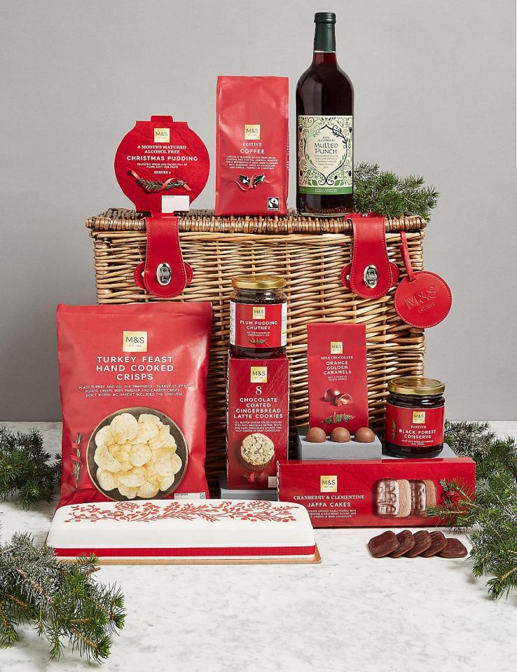 Save £15 on this M&S Christmas Classic Hamper 