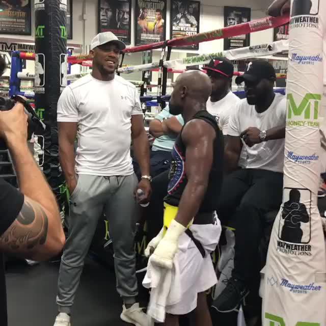 Anthony Joshua then popped in to check out Floyd Mayweather in training