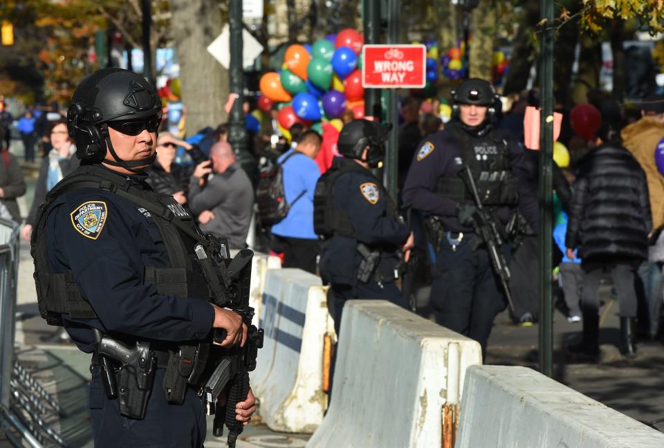  Anti-terror cops have set up a ring of steel to deter IS maniacs from attacking the parade