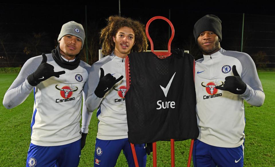  Chelsea stars Kenedy, Ethan Ampadu and Michy Batshuayi went head-to-head in a skills challenge