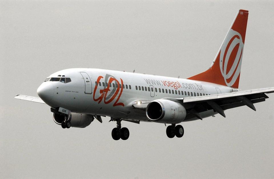  A man was arrested for allegedly performing a sex act on himself on a Gol Airlines flight