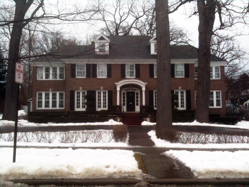 The impressive Georgian style home sprawls over 4,250 square foot and three storeys in Winnetka, just north of Chicago.