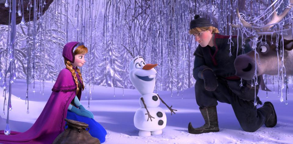  Sven and Anna make a highly anticipated return in the film