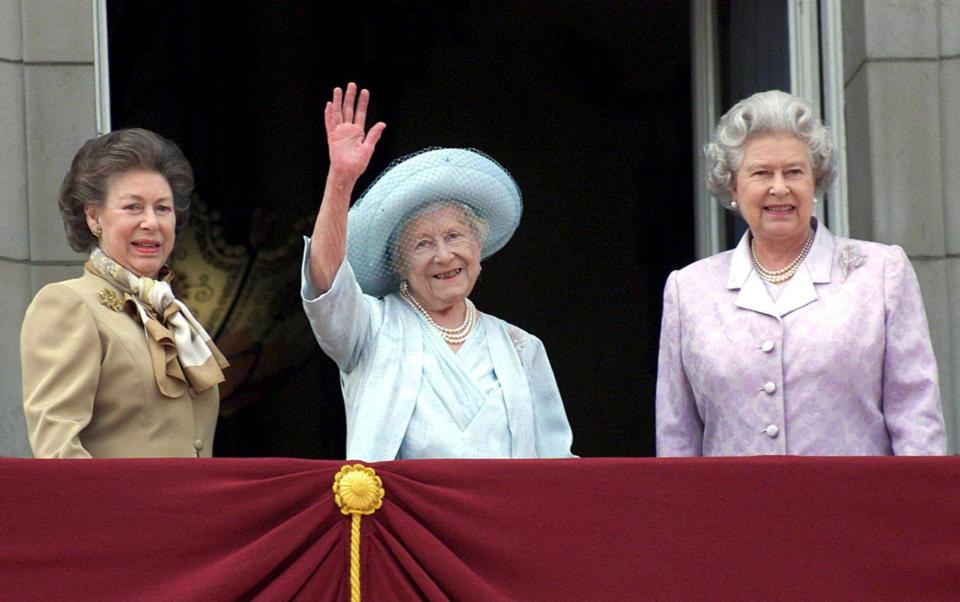 Margaret with mum and sister in 2000