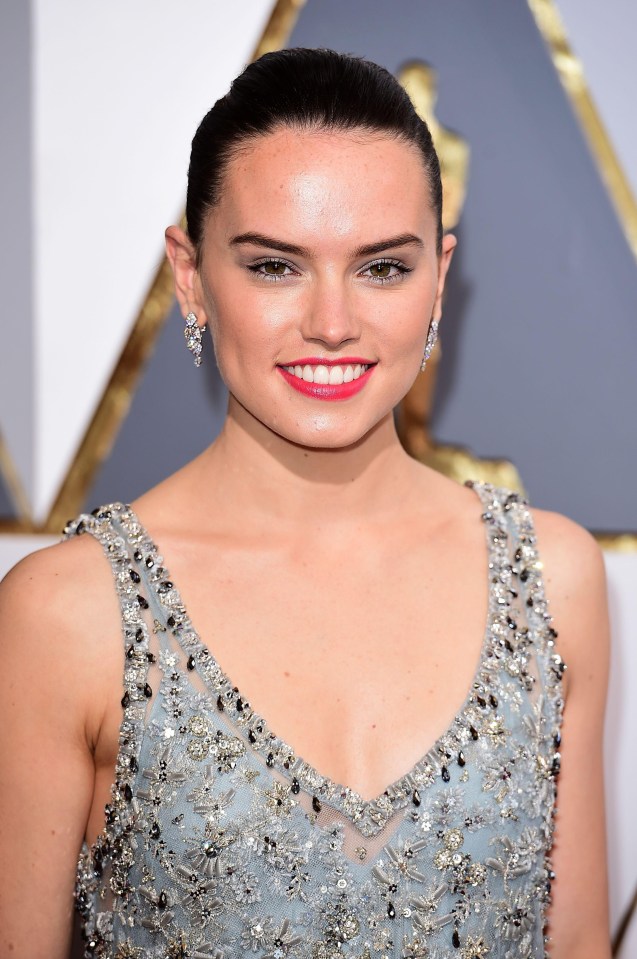 Daisy Ridley is an English actress who plays Rey in Star Wars