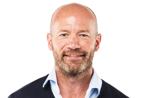  SunSport columnist Alan Shearer believes the Red Devils will push Manchester City until the very end