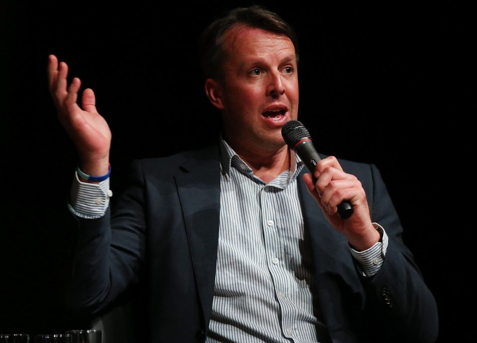 Graeme Swann does not like the way the verbals are going