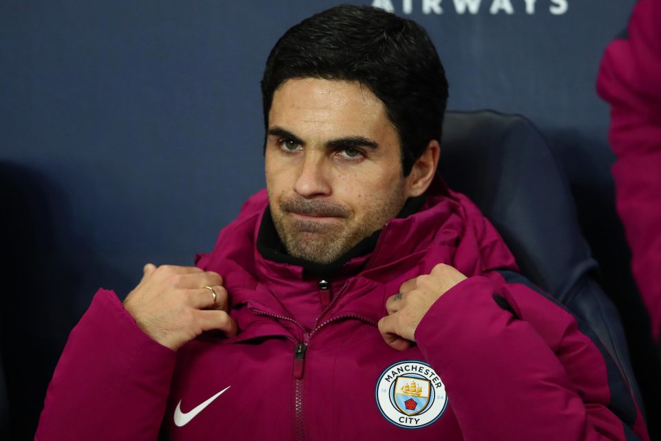  Mikel Arteta was reportedly left with blood pouring down his face