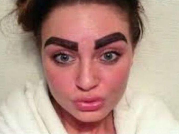  This girl's thick eyebrows are rather alarming - but she could definitely work as a background extra in Towie