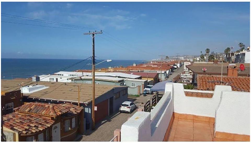  The street where Meghan's dad lives in Mexico after moving there some years ago