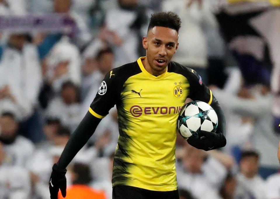  Everton are keen on Pierre-Emerick Aubameyang