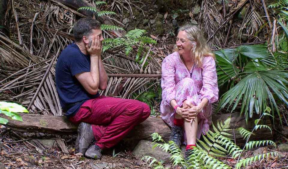  Jo appeared in the jungle to surprise Iain for the day