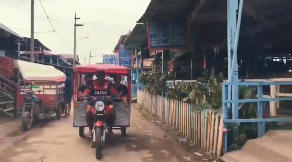  The group used tuk-tuks to head over to Brazil