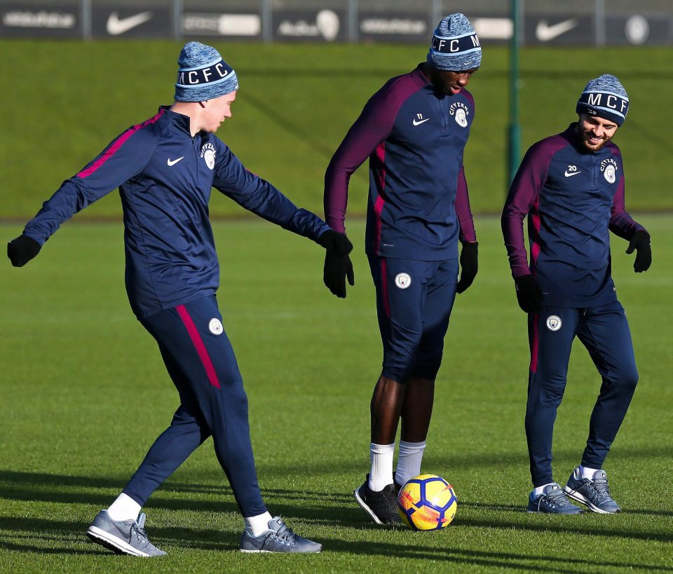  City need to win their next five to beat the record Pep Guardiola set at Bayern Munich - Kevin De Bruyne, Eliaquim Mangala and Bernardo Silva during the session