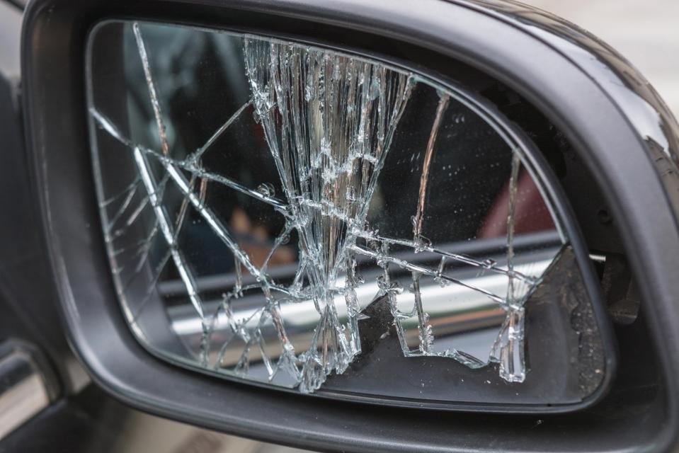  Door mirrors are more than four times more likely to be broken in winter