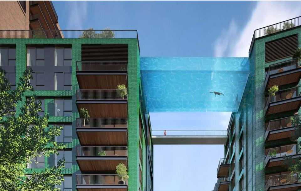  The sky pool will 'float' 115ft above the streets of London when it is completed