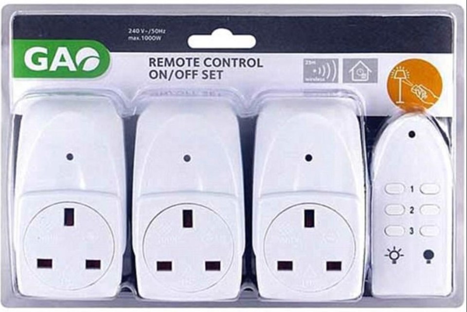 B&Q has found that the plugs may catch fire due to overheating