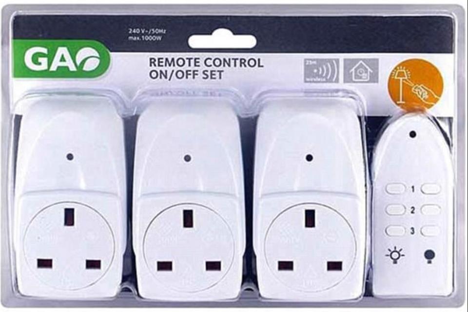  B&Q has found that the plugs may catch fire due to overheating