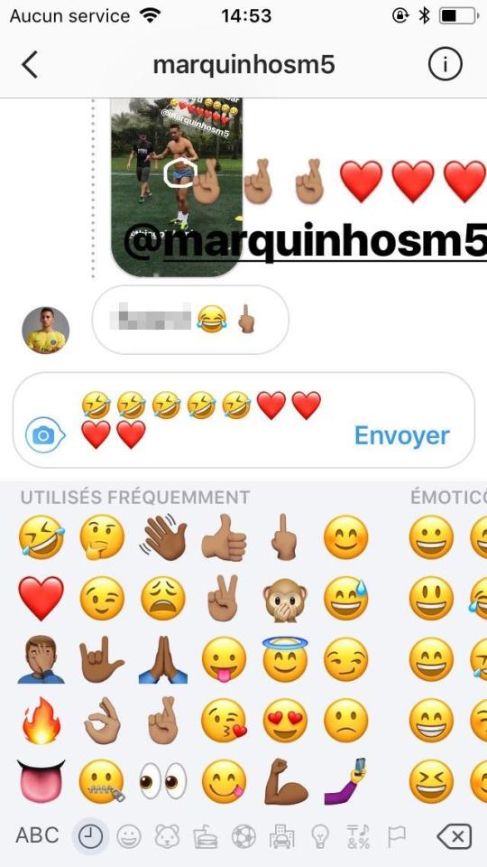  The Spurs right-back sent the Brazilian defender a message on Instagram as he circled his bright blue pants