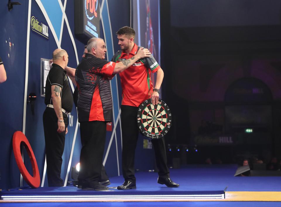 Phil Taylor was far too good for Jamie Lewis in the first semi-final