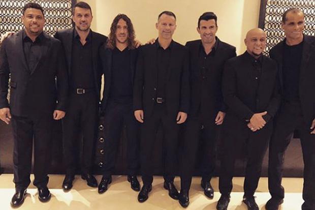  Ryan Giggs with football legends Ronaldo, Maldini,  Puyol, Figo, Carlos and Rivaldo