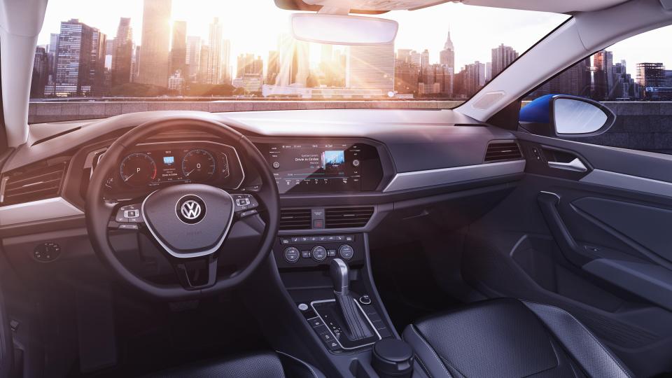  The new Jetta boasts a range of new technological features