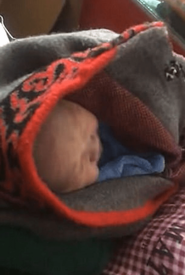  The newborn baby was dumped by her cruel father in a bin