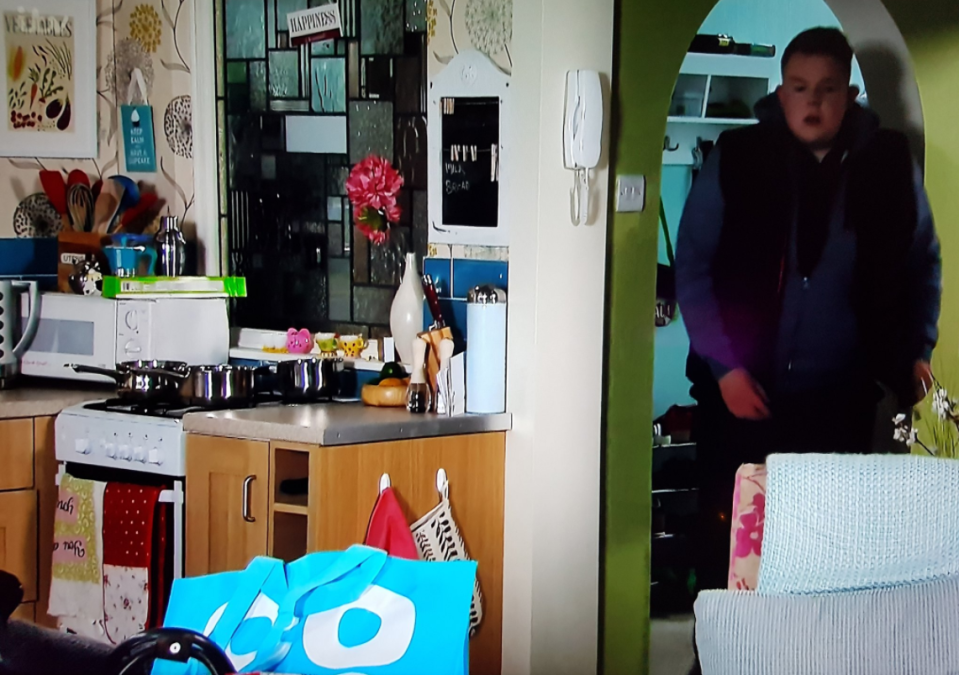 Another Co-Op bag creeps up in a Corrie scene